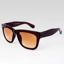 OEM Nerd Boston hnědé SG0046