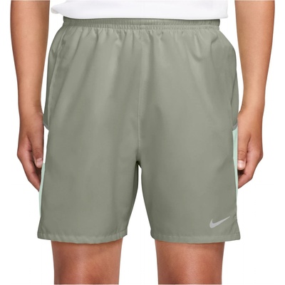 Nike Детски къси панталони Nike Kid's Miler Dri-FIT Training Shorts - Spruce Fog / Barely Green / Reflective Silver - размер XL (701-4515-0214)