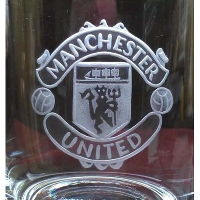 Rytiskla cz dekor fotbal manchester united fc 01 na sklenice a půllitry např 500 ml
