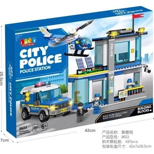 Man Yuk Toys Комплект конструктор - Градска полиция, 497 части (9623)