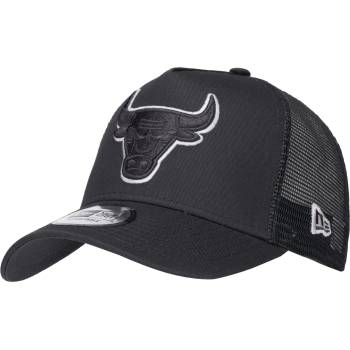 Image 1 of New Era Chicago bulls outline 9forty trucker uni