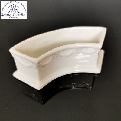 Reutter Porzelan - Porcelánový kvetináč dekorovaný 9x3cm