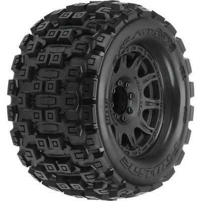 Pro-Line kolo 3.8" pneu Badlands MX38 disk Raid H17 černý 2