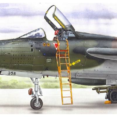 Plus Model Ladder F-105 1:48