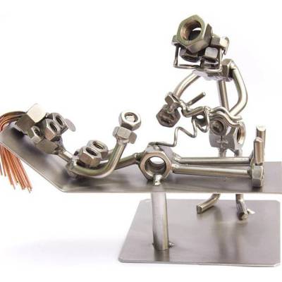 Kovová figurka Porod 16 cm