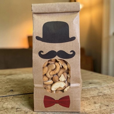 Nutworld Kešu pražené solené pro muže s knírem 180 g
