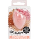 Real Techniques Miracle Powder Sponge