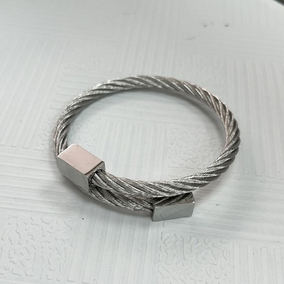 Steel Edge pevný náramok z chirurgickej ocele WJHB882.1