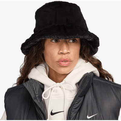 Nike Apex Faux Fur