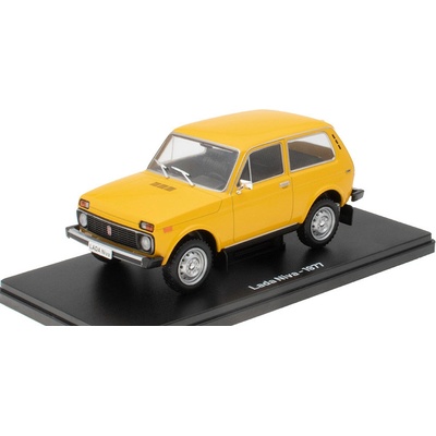 Hachette Lada Niva 2121 1977časopis s modelem 1:24