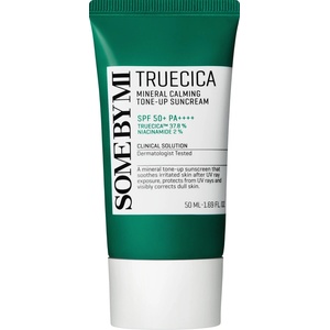 Some By Mi Truecica Mineral Calming Tone-Up Suncream SPF50+/PA++++ - Слънцезащитен крем с минерални филтри 50мл
