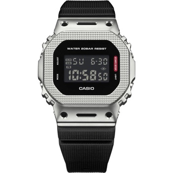 Casio GM-5600M-1ER