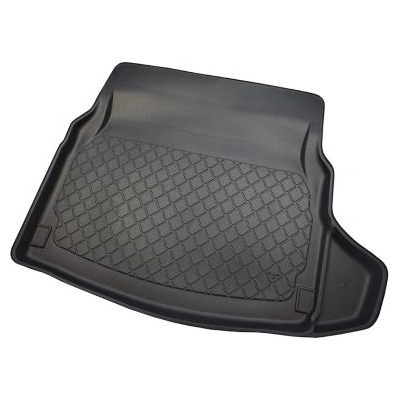 Гумирана стелка за багажник за Mercedes C-Class W205 (2014+) Sedan back seat leaning forward (foldable); right wing removable for models with net