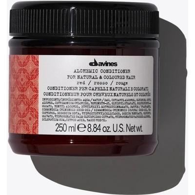 Davines Alchemic Conditioner Red Conditioner pre zvýraznenie farby pre prirodzené a červené až mahagónové vlasy 250 ml