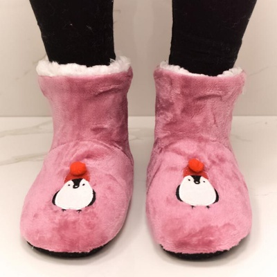 Detské ružové ponožkové kapce NATALE PINGUINO