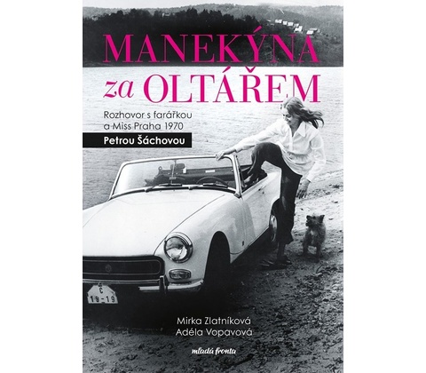 Manekýna za oltářem