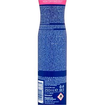 Beiersdorf AG, Germany Nivea Care & Hold регенериращ лак за коса за екстра силна фиксация (Extra Strong 4) 250 мл