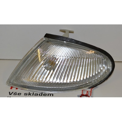 Levý bílý blikač - blinkr MAZDA 323 C S V 94-96