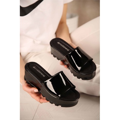 Moda Trend Дамски чехли с висока подметка - Черни 299525 (299525_Черно)