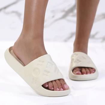 Image 1 of Xcess Чехли 857 Beige