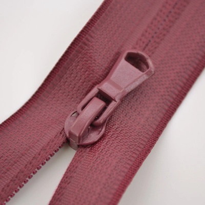 Takoy Zip Sarah voděodolný se dvěma jezdci 5 mm - bordó 80 cm