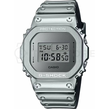 Casio GM-5600YM-8A8