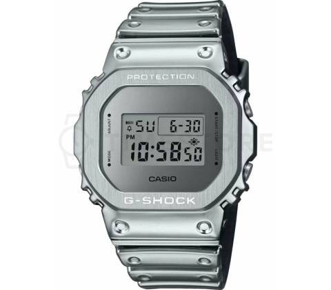 Casio GM-5600YM-8A8