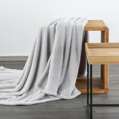 Takoy DESIGN 91 prehoz-deka na kreslo LORI 70x160 z fleecu typu flano-HF-452268 70x160