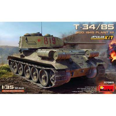 MiniArt T 34/85 mod.1945 Plant 112 w/ Interior Kit 1:35