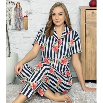 Дамска раирана пижама с рози