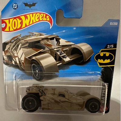 Hot Wheels Autíčko The Dark Knight Batmobile