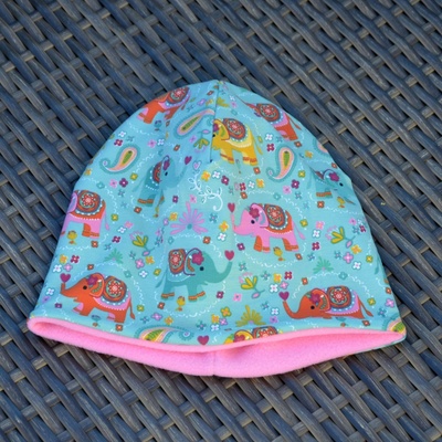 Zateplená čepička Sloníci