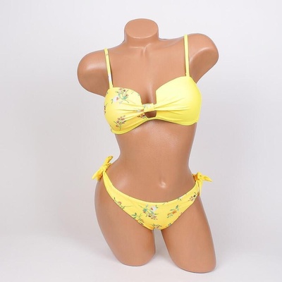 Дамски бански от две части в жълто с цветя