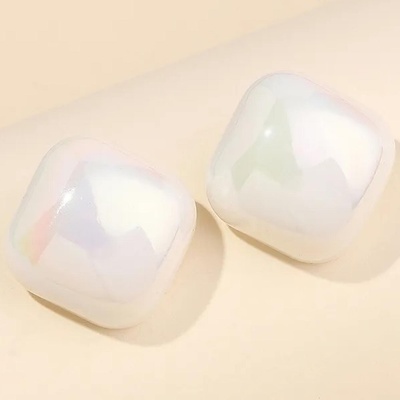 HARAHU Обеците AD-33359 - Square / Бяла KP33359 (AD-33359)