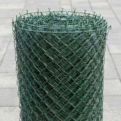 Pletivo poplastované PRIMA 2000 mm farba zelená RAL 6005 so zapleteným napínacím drôtom v plných roliach 25 m