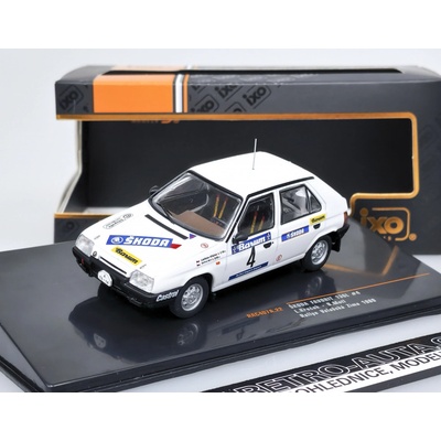 IXO Škoda Favorit 136 L No.4 Rallye Valašská Zima L.Kreček/M.Bořivoj 1:43