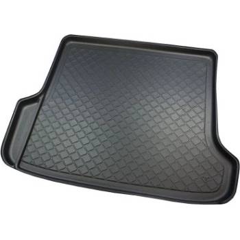 Гумена стелка за багажник за Volvo V70 II / XC 70 (I) Combi (2000-2007) 5/7 seats (3rd row pulled down); incl. models with navigation and CD changer