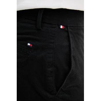 Tommy Hilfiger панталон чино мъжки от памук с еластан (MW0MW42906)