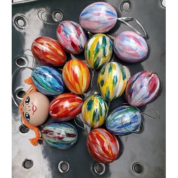 Рисувани великденски яйца