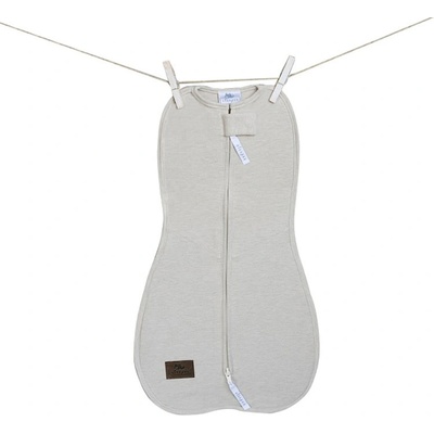 Sleepee Zavinovačka First Step Swaddle béžová s čiapočkou