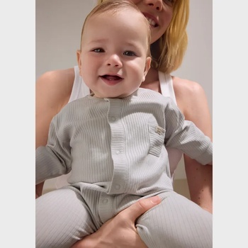 Mayoral Гащеризон дълъг без чорапки за новородено момче в сив цвят Mayoral