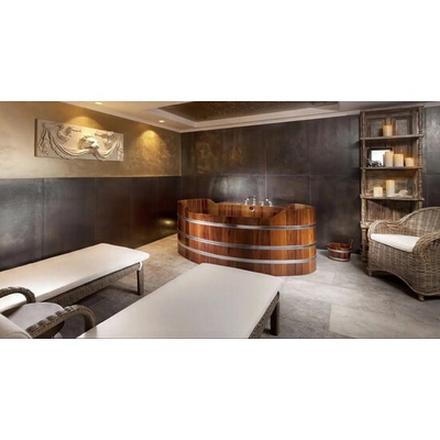 Wellness odpočinek v Golden Spa Studiu v Liberci s masáží a lahví sektu pro 2 osoby