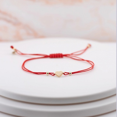 Lillian Vassago šňůrkový náramek se zlatým srdíčkem LLV90-NS002Y Červená
