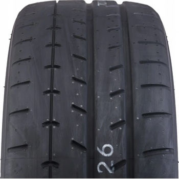 Yokohama Advan A052 215/40 R17 87W
