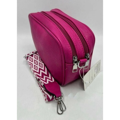 Umhängetasche mit breitem Textilriemen pink