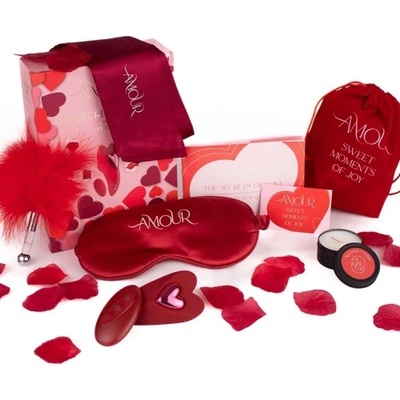 Dream Toys Подаръчен комплект за нея Amour Panty Play Kit
