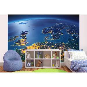DIMEX ART Самозалепваща се флизелинова фототапета нощна европа от космоса 375 x 250 см