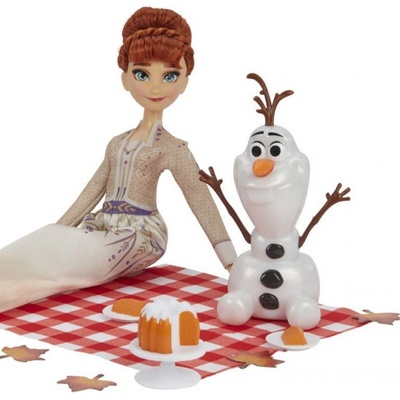 Hasbro Disney Ledové království 2 Anna a Olaf podzimní piknik