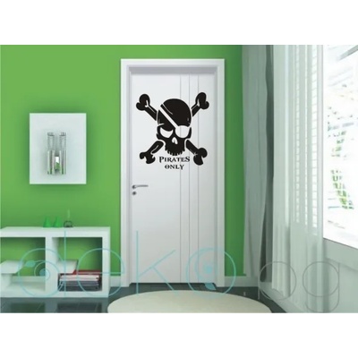 Пиратски череп с надпис (1211)