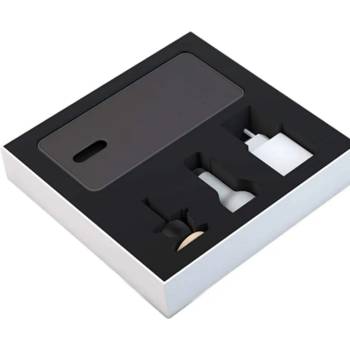 Image 1 of Huawei SuperCharge Gift Box - оригинален комплект кожен кейс, зарядно за кола, USB-C кабел и магнитна поставка за Huawei Mate 9